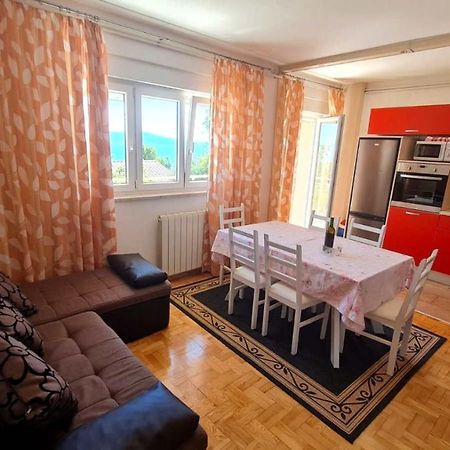 Apartmens Adriana 노비비노돌스키 외부 사진