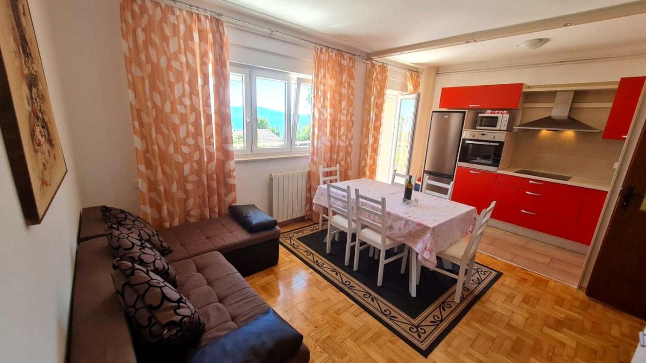 Apartmens Adriana 노비비노돌스키 외부 사진